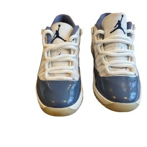 Jordan Kids' Sneakers - White and Navy